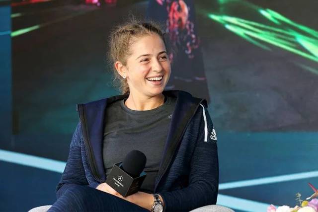 在高压防守 在高压防守